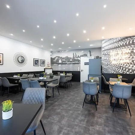 Panorama Rheinkrone 3* אנדרנאך