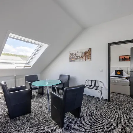 Hotel Panorama Rheinkrone 3*