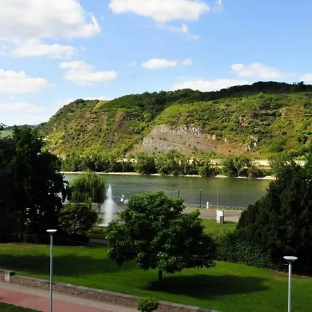 Отель Panorama Rheinkrone 3*