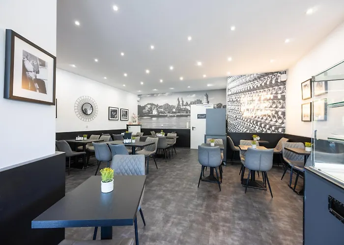 Panorama Rheinkrone Hotel 3*